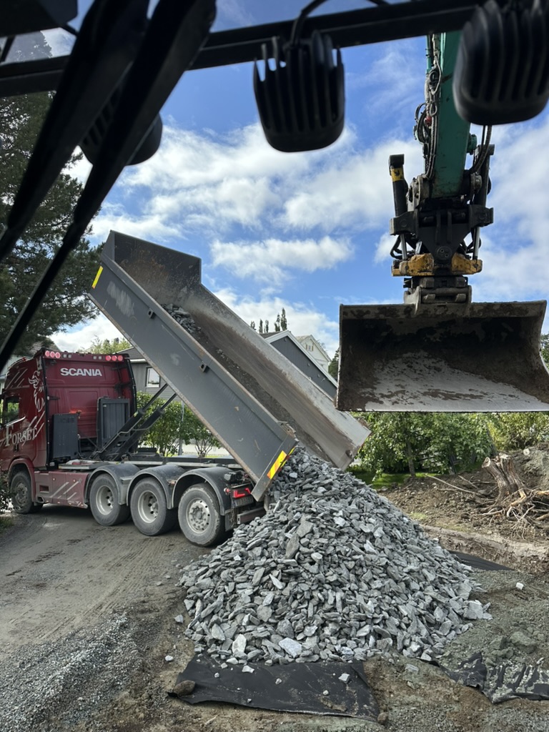 Massetransport og riving prosjekt 2 - Hanebrekke Service